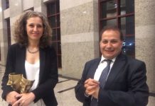 Özlem Zeynep Dinsel: İletişim Kurarak İletişimsizliği Anlattık